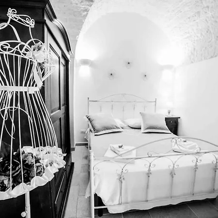 דירה La Dimora Della Sarta אלברובלו